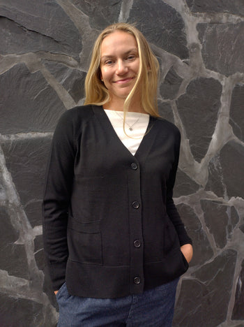 HERMIONE merinovillatakki, musta