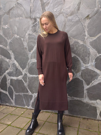 LINNEA merinovillamekko, suklaanruskea